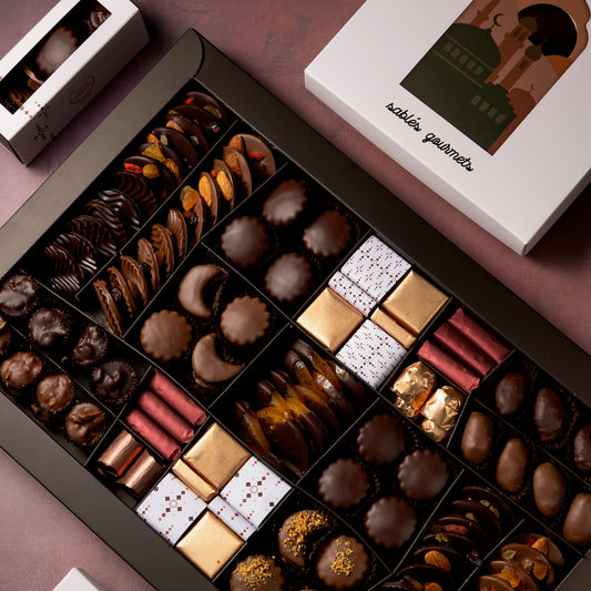 Chocolate vs Biscuits vs Assortments: Which Ramadan Box to Buy (2026)