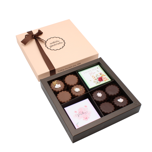 Mother’s Day Sablé & Praline Box – A luxurious assortment of chocolate sablés and pralines, elegantly packaged for a meaningful Mother’s Day gift.